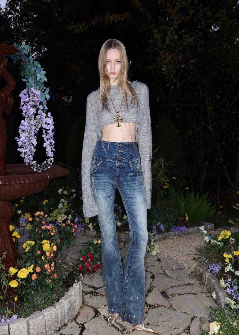 High-Waist Buttoned Washed Jeans
